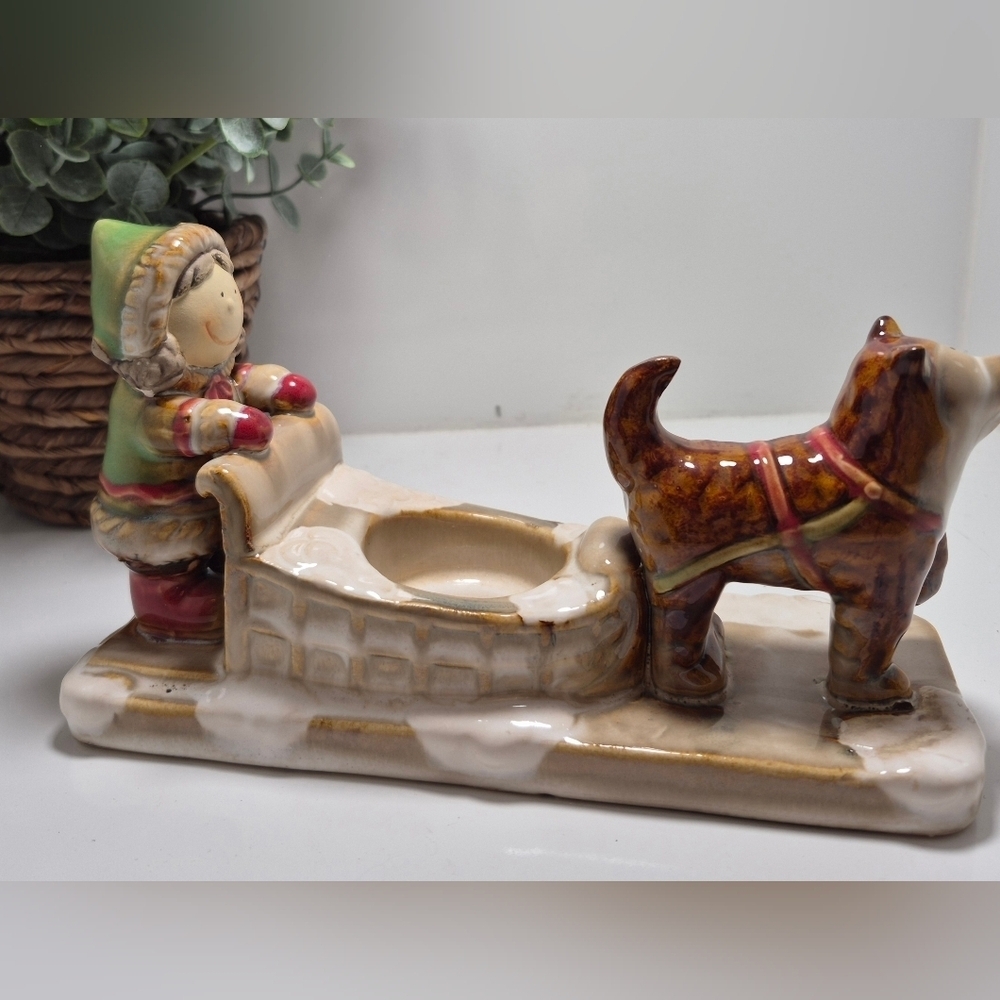 Yankee Candle Eskimo Girl Husky Dog Sled Tealight Candle Holder Christmasย